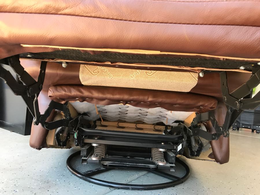 The Leather Factory Leather Recliner Reclining Chair [Photo 7]