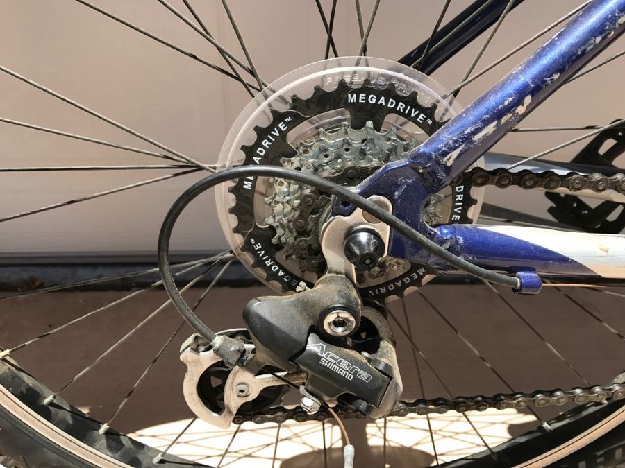 Women's TREK Bicycle Bike 3700 16' Custom Aluminum With YAKIMA Storage Bar [Photo 17]