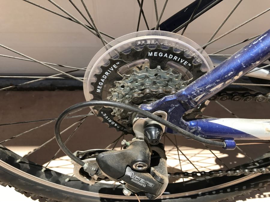 Women's TREK Bicycle Bike 3700 16' Custom Aluminum With YAKIMA Storage Bar [Photo 18]