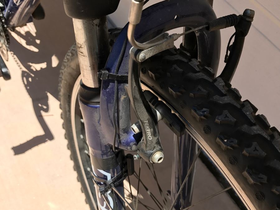 Women's TREK Bicycle Bike 3700 16' Custom Aluminum With YAKIMA Storage Bar [Photo 10]