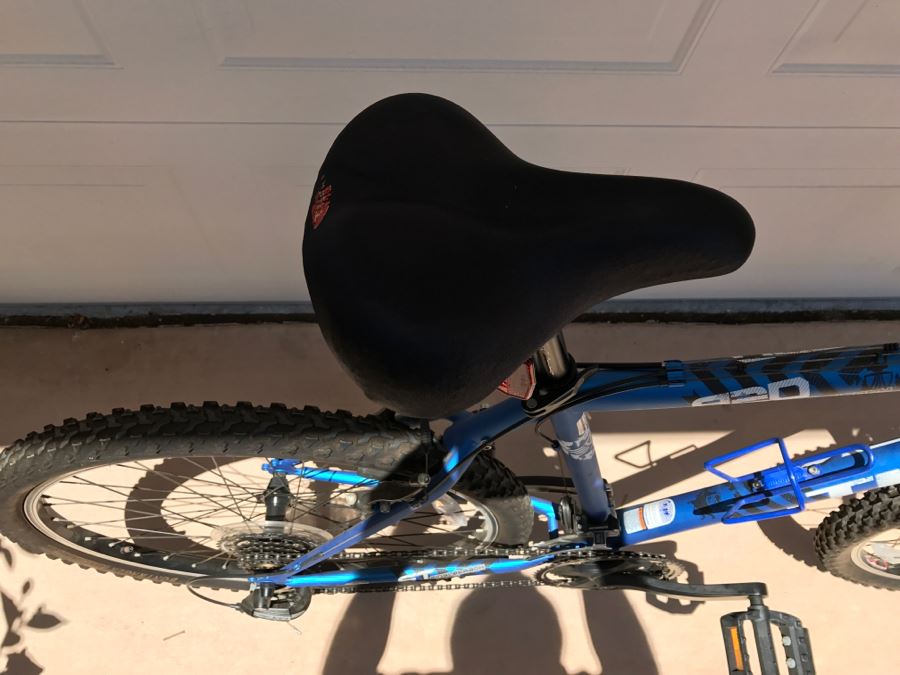 Men's TREK Bicycle Bike 820 19.5' [Photo 19]