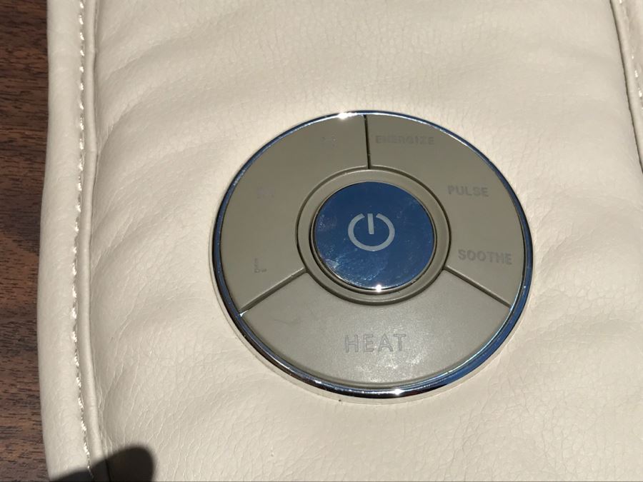 I-Need Neck And Shoulder Massager + Homedics Foot Massager + Thumper Mini Pro 2 Massager [Photo 8]