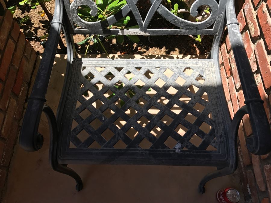 Outdoor Patio Furniture Chair [Photo 4]