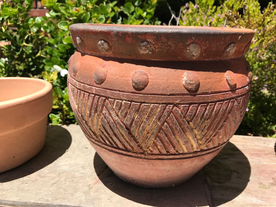 Set Of 3 Outdoor Pots [Photo 4]