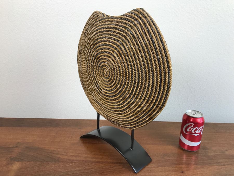 Decorative Rope Basket Vase On Metal Stand [Photo 5]