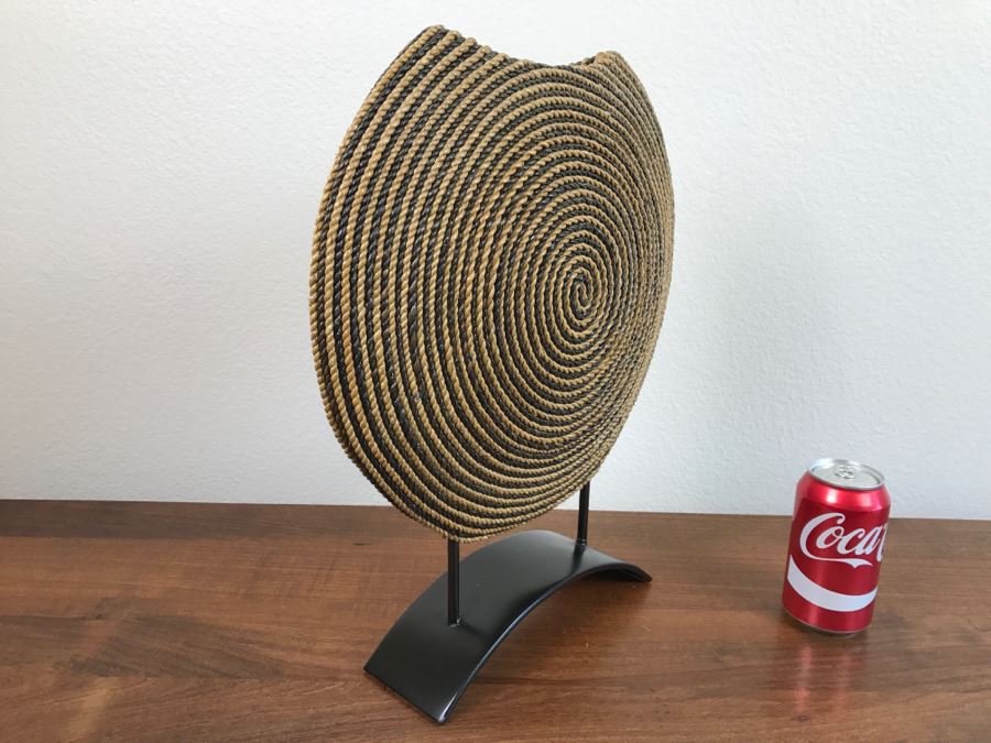 Decorative Rope Basket Vase On Metal Stand [Photo 4]