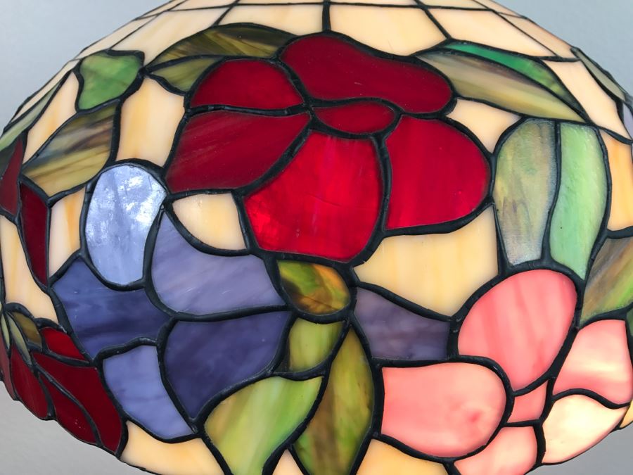 Tiffany Style Stained Glass Lampshade With Metal Lamp [Photo 5]