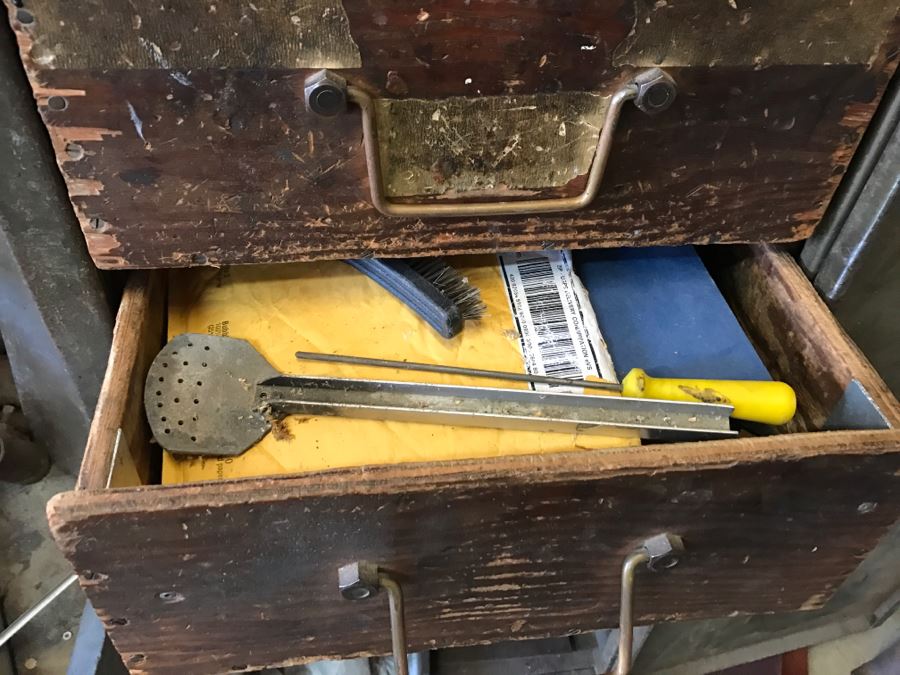 Vintage Heavy-Duty Steel Green Locker Lockable With Key And Wooden Drawers And Shelving SOLD EMPTY [Photo 14]