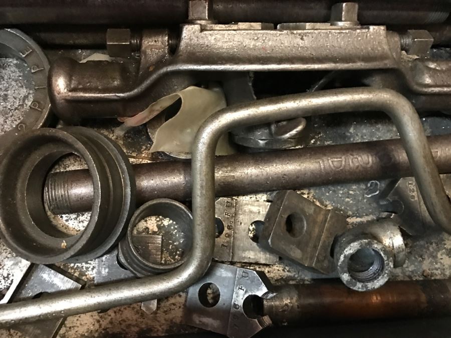 Vintage Toolbox Filled With Pipe Threading Pipe Threader Tools - See All Photos [Photo 15]