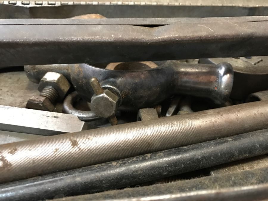 Vintage Toolbox Filled With Pipe Threading Pipe Threader Tools - See All Photos [Photo 7]