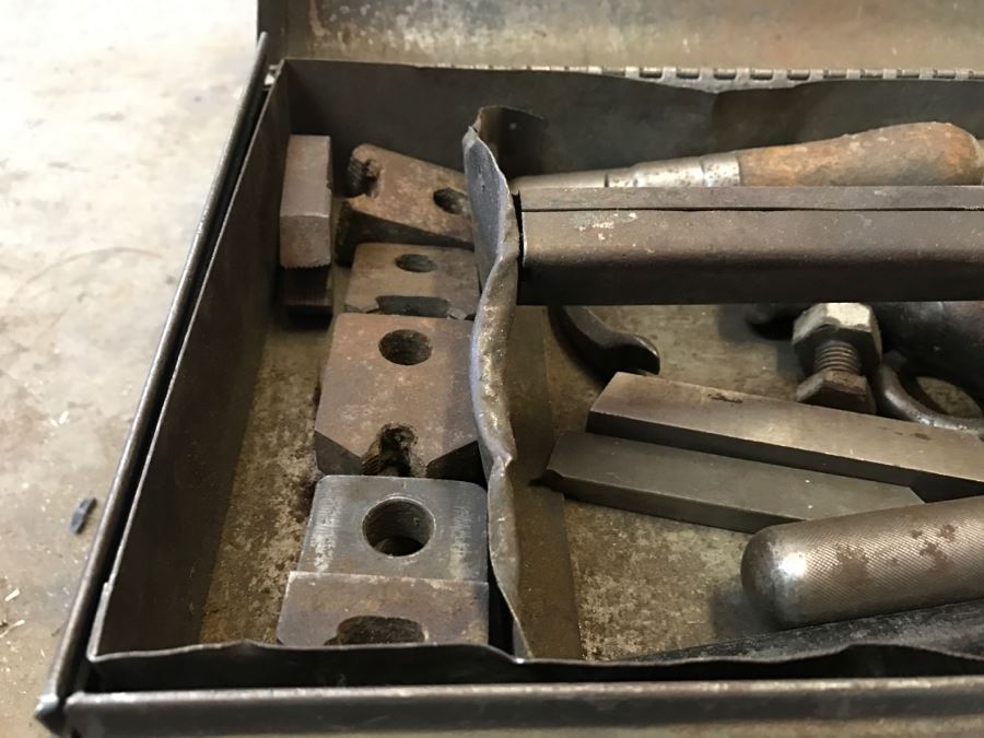 Vintage Toolbox Filled With Pipe Threading Pipe Threader Tools - See All Photos [Photo 5]