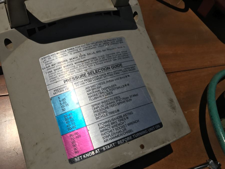 Campbell Hausfeld Super Pal 1HP Air Compressor + Pair Of Portable Air Tanks [Photo 4]