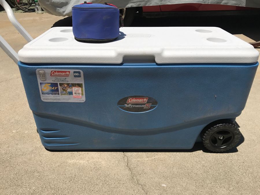 Large Coleman 100Qt Xtreme Wheeled Cooler With Igloo Canteen [Photo 1]