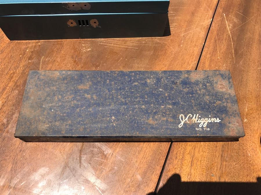 J C Higgins Gun Cleaning Kit Box With Bottles And Blue Metal Box [Photo 4]