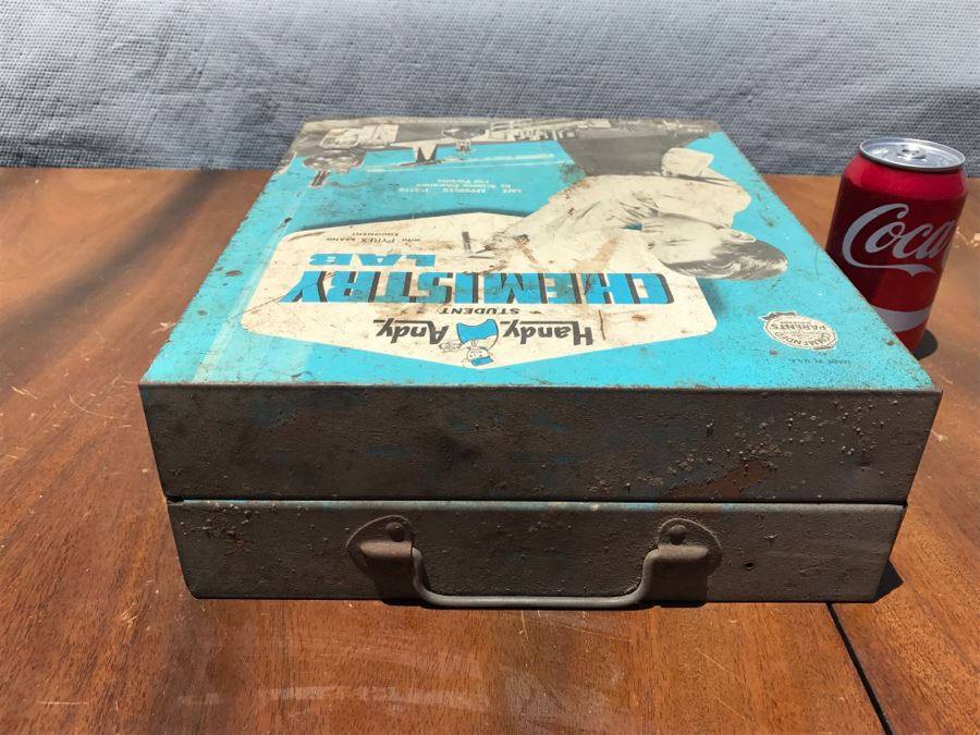Vintage Handy Andy Student Chemistry Lab Metal Box With Various Model Airplane Motors And Propeller [Photo 6]