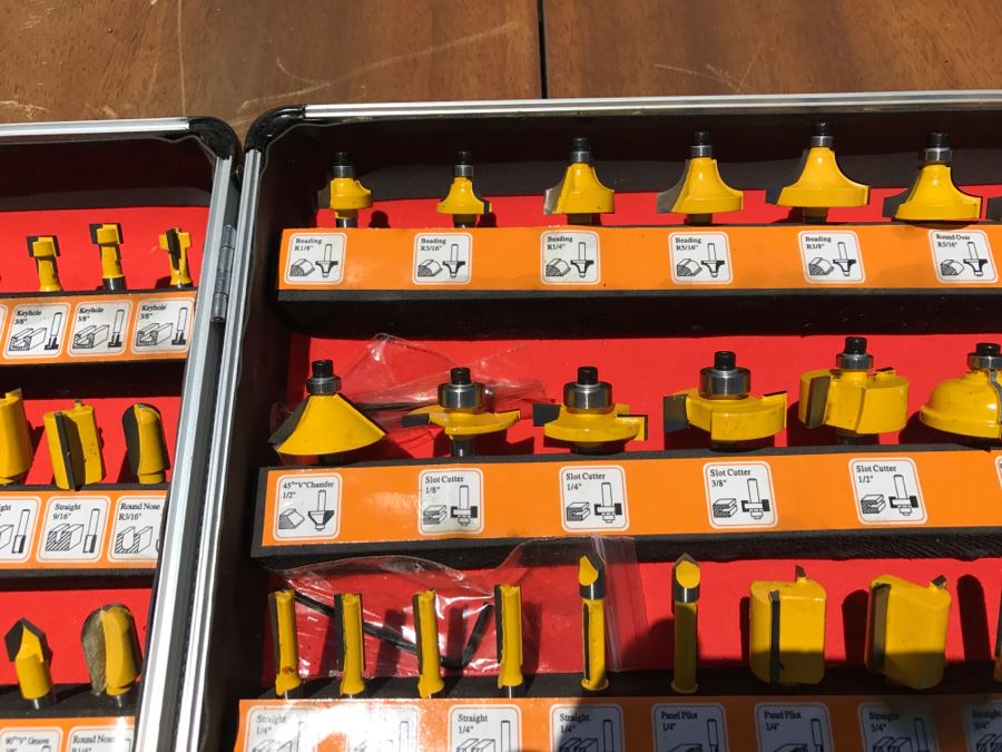 Collection Of Router Bits With Carrying Case [Photo 10]