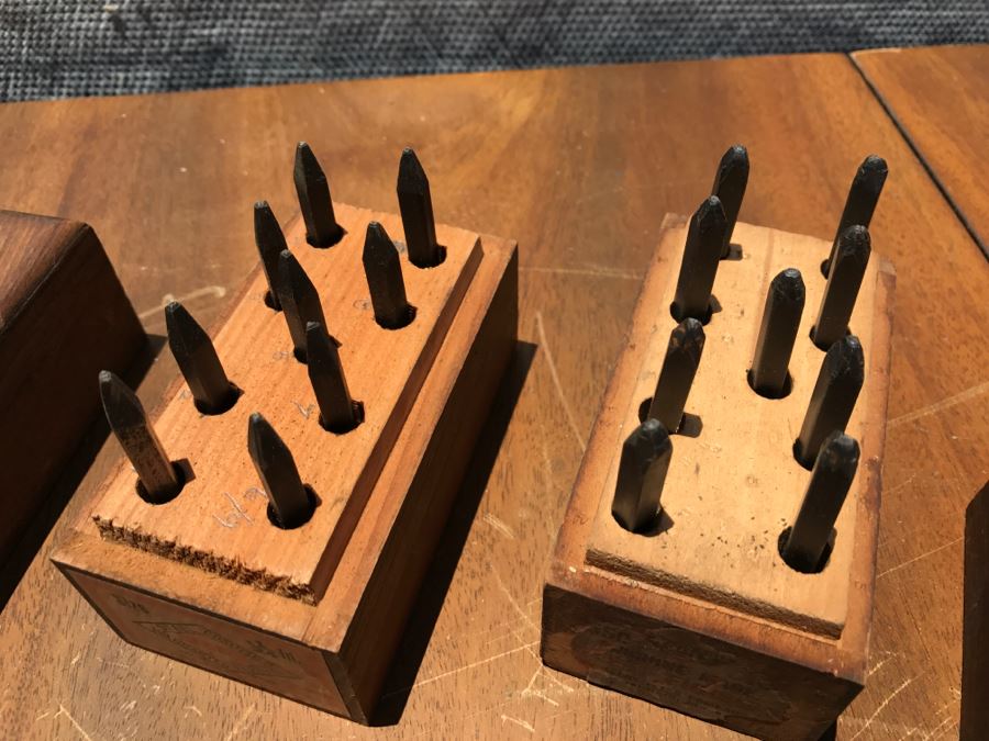 Pair Of Machine Made Steel Figures With Wooden Boxes [Photo 8]