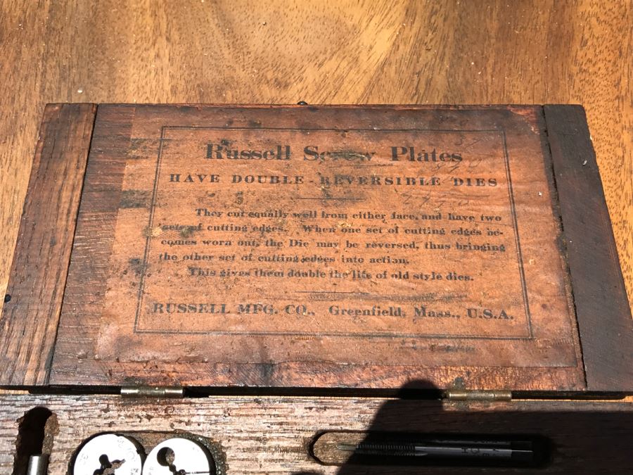 Vintage Russell Screw Plates With Vintage Box [Photo 2]