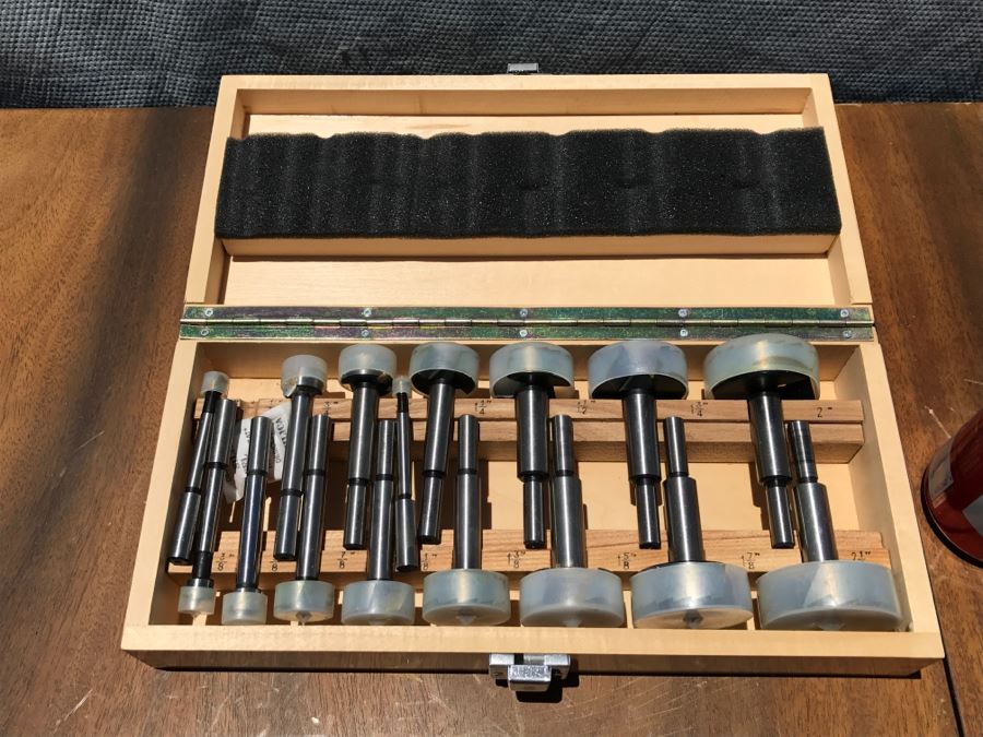 16 Piece Forstner Bit Set 1/4' - 2 1/8' Drill Master With Carrying Case [Photo 1]