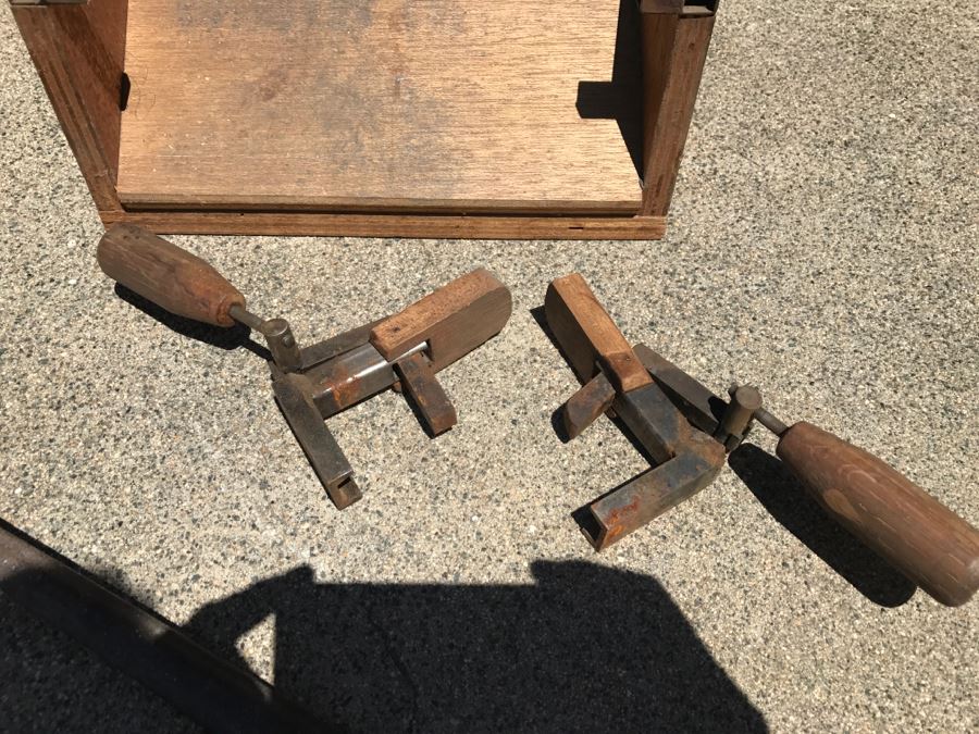 .45 Caliber Bullet Making Kit With .45 Caliber 16-Bullet Bullet Mold, Kiln And Blacksmith Cast Iron Ladle [Photo 8]