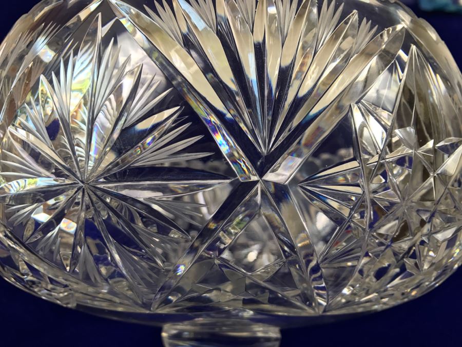 Stunning Footed Cut Crystal Bowl [Photo 6]