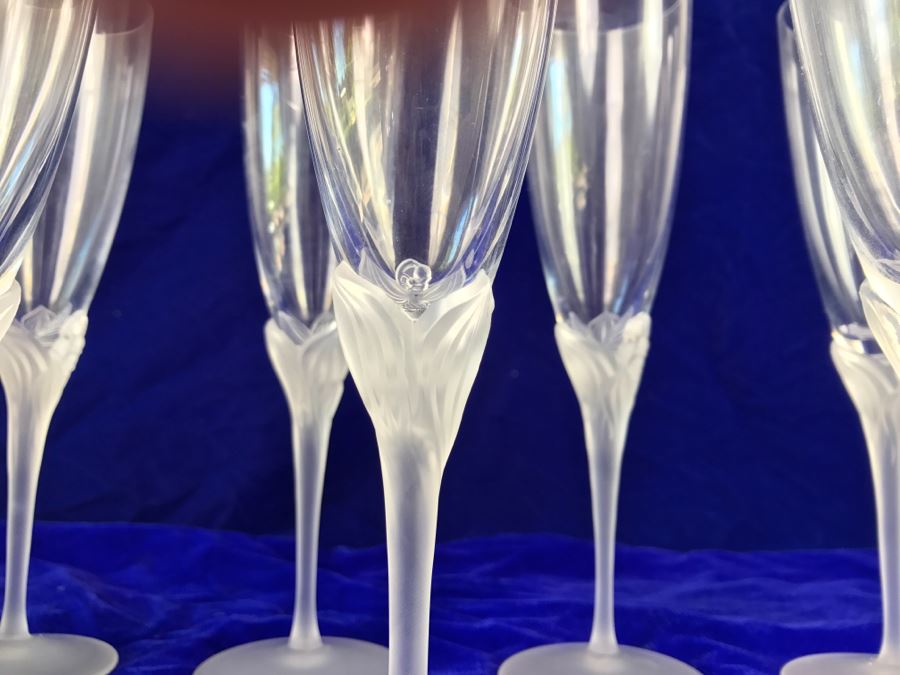 Set Of 9 Stemware Glasses With Floral Motif Stems [Photo 4]