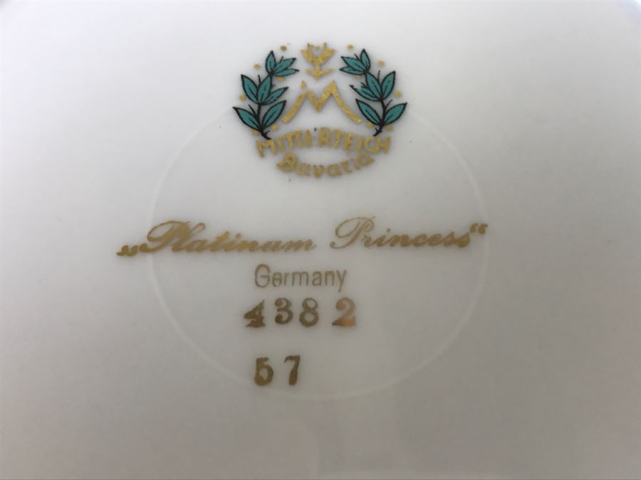 Classy China Set ~79 Pieces Mitterteich Bavaria 'Platinum Princess' Germany White With Silver Rim [Photo 17]