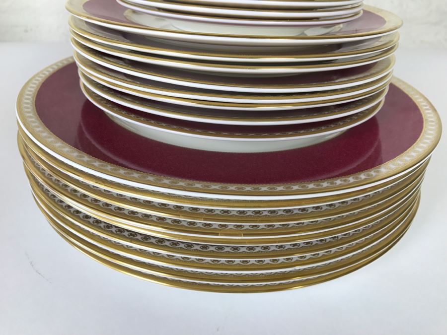 Classy Wedgwood Bone China Set ~46 Pieces Ulander Made In England [Photo 22]