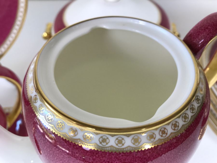 Classy Wedgwood Bone China Set ~46 Pieces Ulander Made In England [Photo 12]