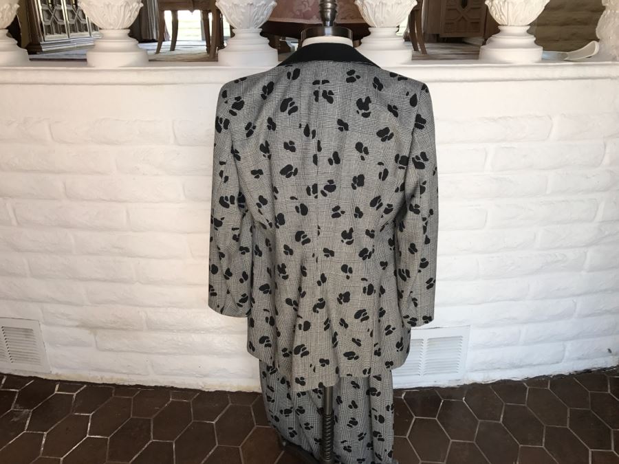 ESCADA By Margaretha Ley Gray Jacket With Matching Skirt [Photo 4]