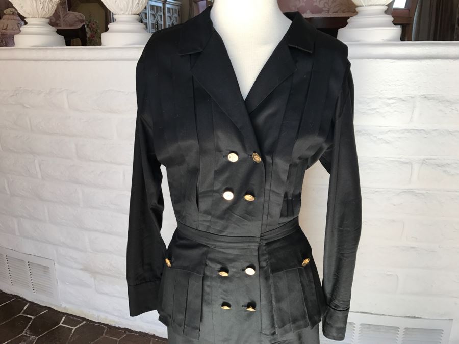 Classy Black CHANEL Boutique Dress Size 38 [Photo 4]