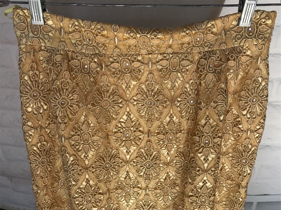 Vintage RENE Lezard De-Luxe Collection Gold Jacket With Matching Skirt Made In England [Photo 16]