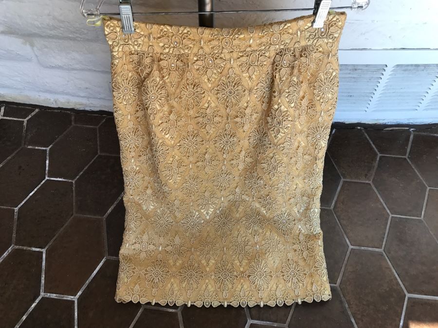 Vintage RENE Lezard De-Luxe Collection Gold Jacket With Matching Skirt Made In England [Photo 7]