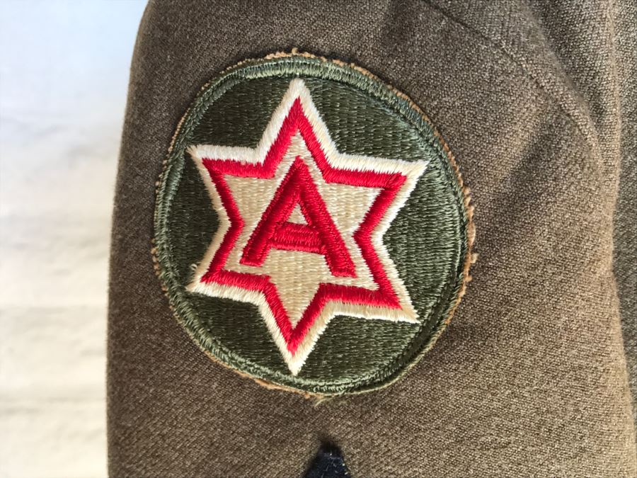 Vintage WWII Military Jacket With Patches And Ribbon Size 40R 6th Army And 8th Army Patch [Photo 6]