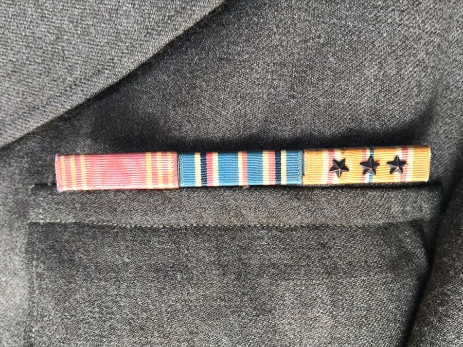 Vintage WWII Military Jacket With Patches And Ribbon Size 40R 6th Army And 8th Army Patch [Photo 9]