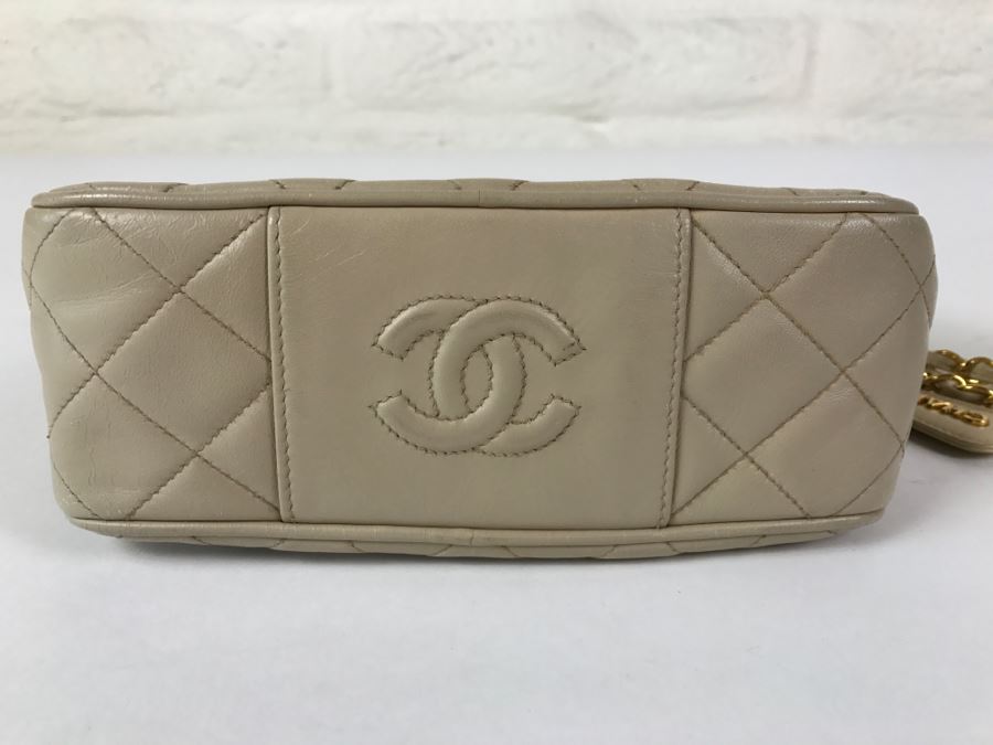 Vintage CHANEL Light Brown Handbag Purse [Photo 2]