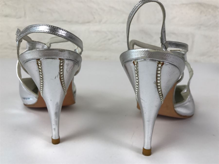Silver Stuart Weitzman Sandal Shoes Size 8 AA [Photo 8]