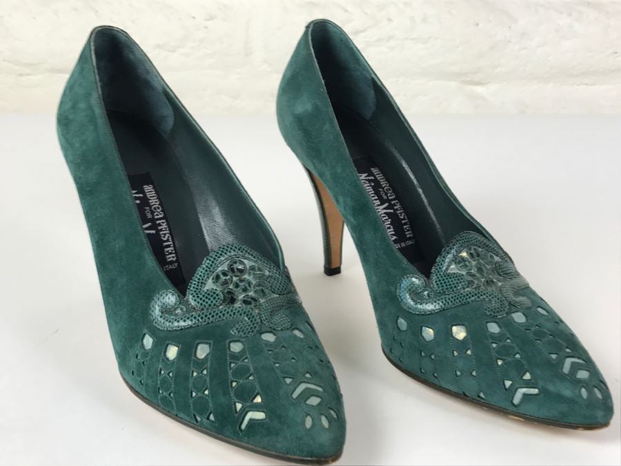 Andrea Pfister Green Suede Shoes Made In Italy With Dust Jacket [Photo 2]