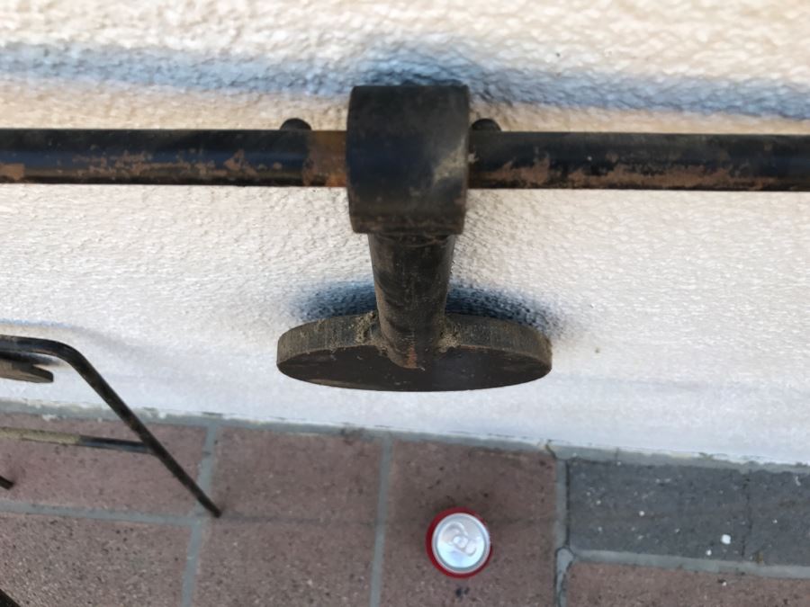 JUST ADDED - Pair Of Metal Targets For Target Practice - Round Metal Target Spins On Rod [Photo 5]