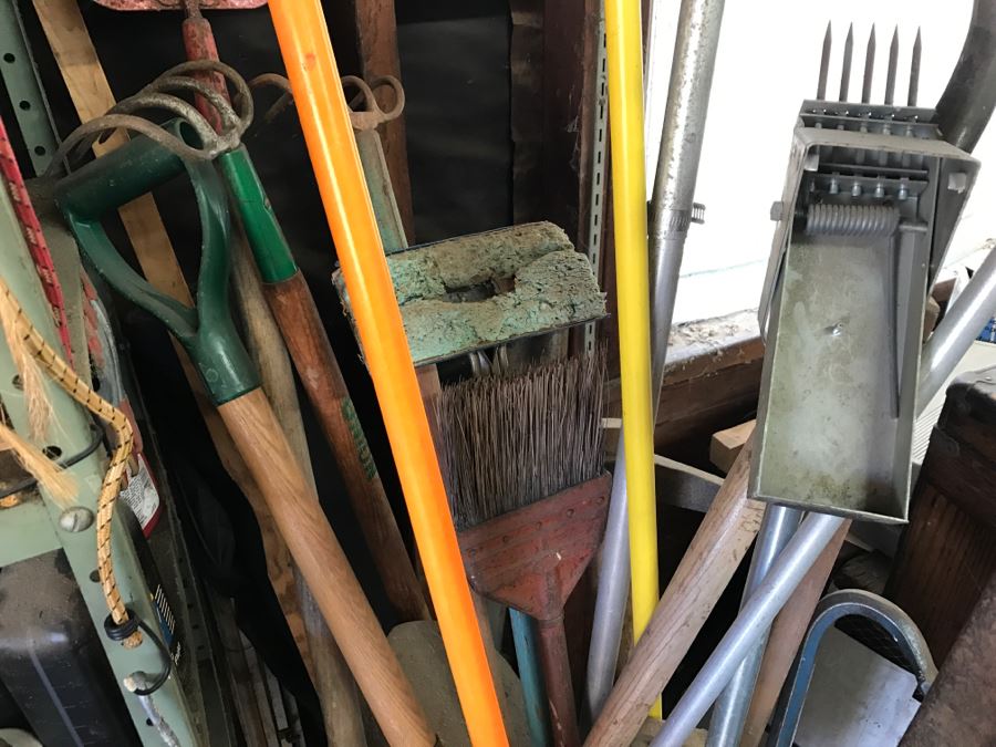 JUST ADDED - Metal Can Plus All Tools Within Can Including Garden Tools, Various Crow Bars, Pickaxe And Shovels [Photo 7]