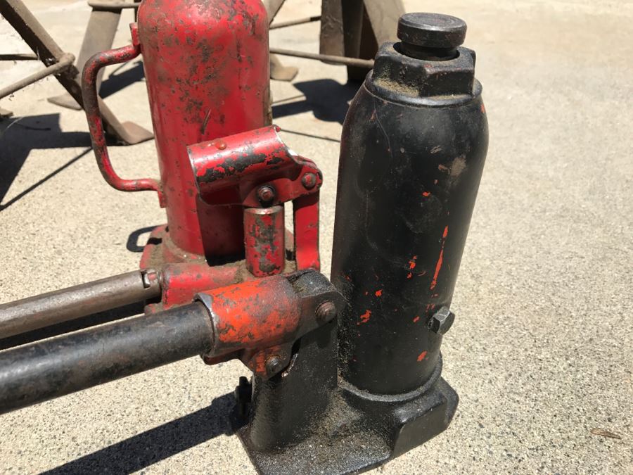 JUST ADDED - (2) Vintage Hydraulic Jacks + (4) Jack Stands [Photo 3]