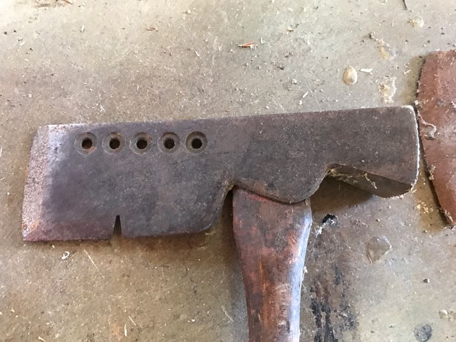 JUST ADDED - Pair Of Axes Hatchets [Photo 5]