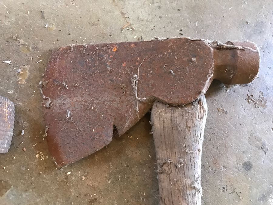 JUST ADDED - Pair Of Axes Hatchets [Photo 6]