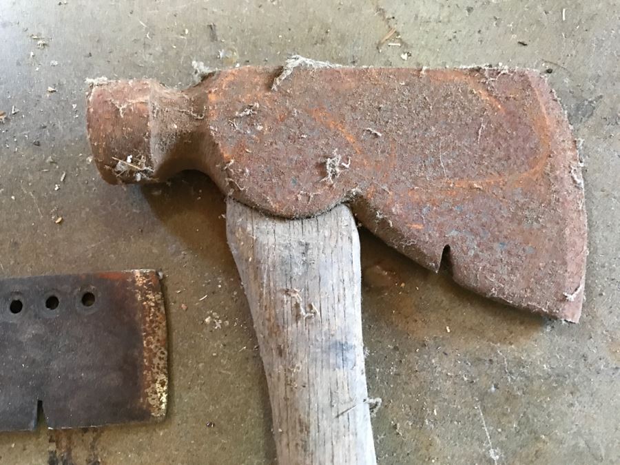 JUST ADDED - Pair Of Axes Hatchets [Photo 3]