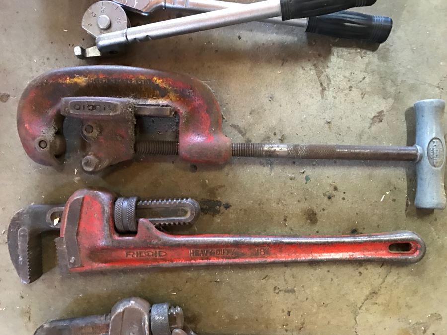 JUST ADDED - Various Pipe Wrenches And Pipe Bending Tools [Photo 5]