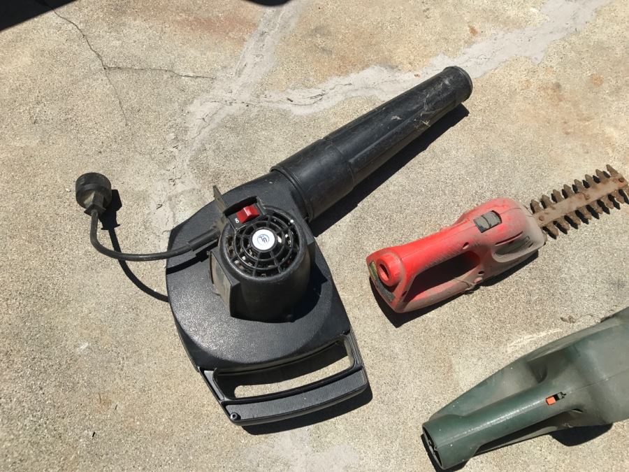 JUST ADDED - Outdoor Lawn Maintenance Equipment Edger, Weed Whackers, Blower, Hedge Trimmers [Photo 5]