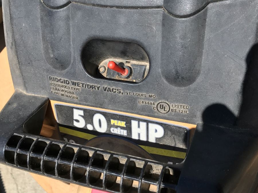 JUST ADDED - RIDGID 5 HP Shop Wet / Dry Vacuum 12 Gallon [Photo 5]