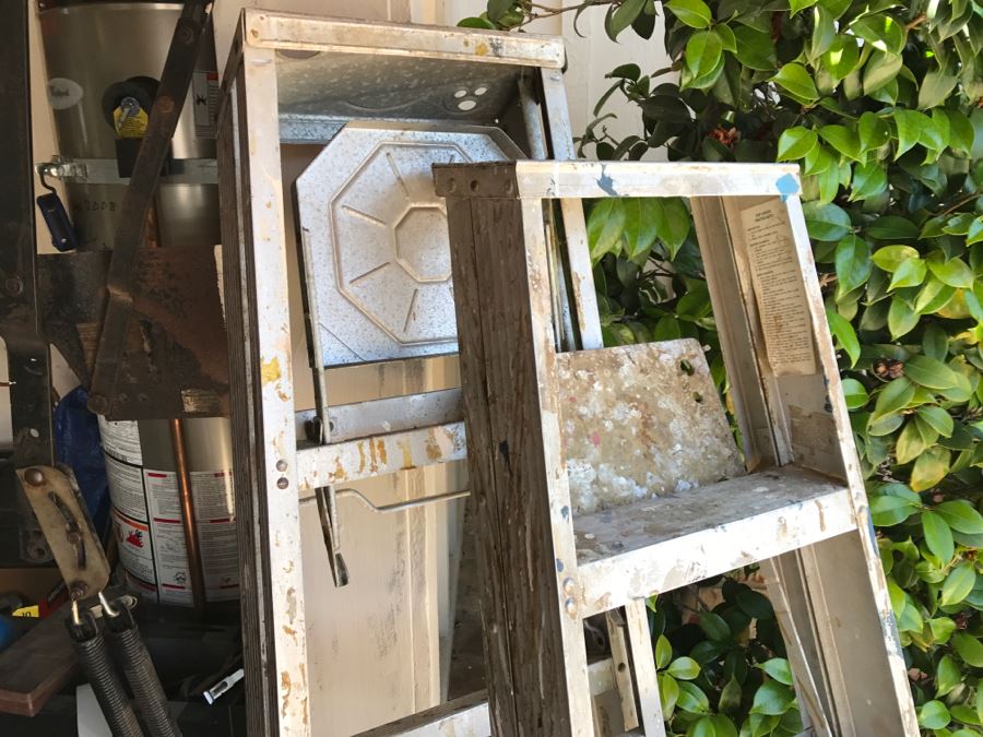 JUST ADDED - (2) Aluminum Ladders And Step Ladder [Photo 2]