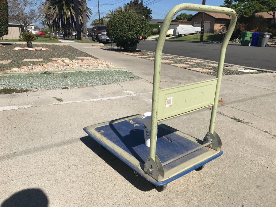 LAST MINUTE ADD - Vintage Green Rolling Cart [Photo 2]