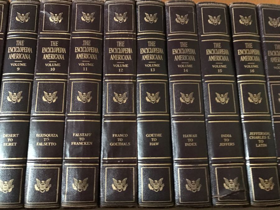 LAST MINUTE ADD - The Encyclopedia Americana 30 Volume Set With Annuals From 1950-1976 [Photo 4]